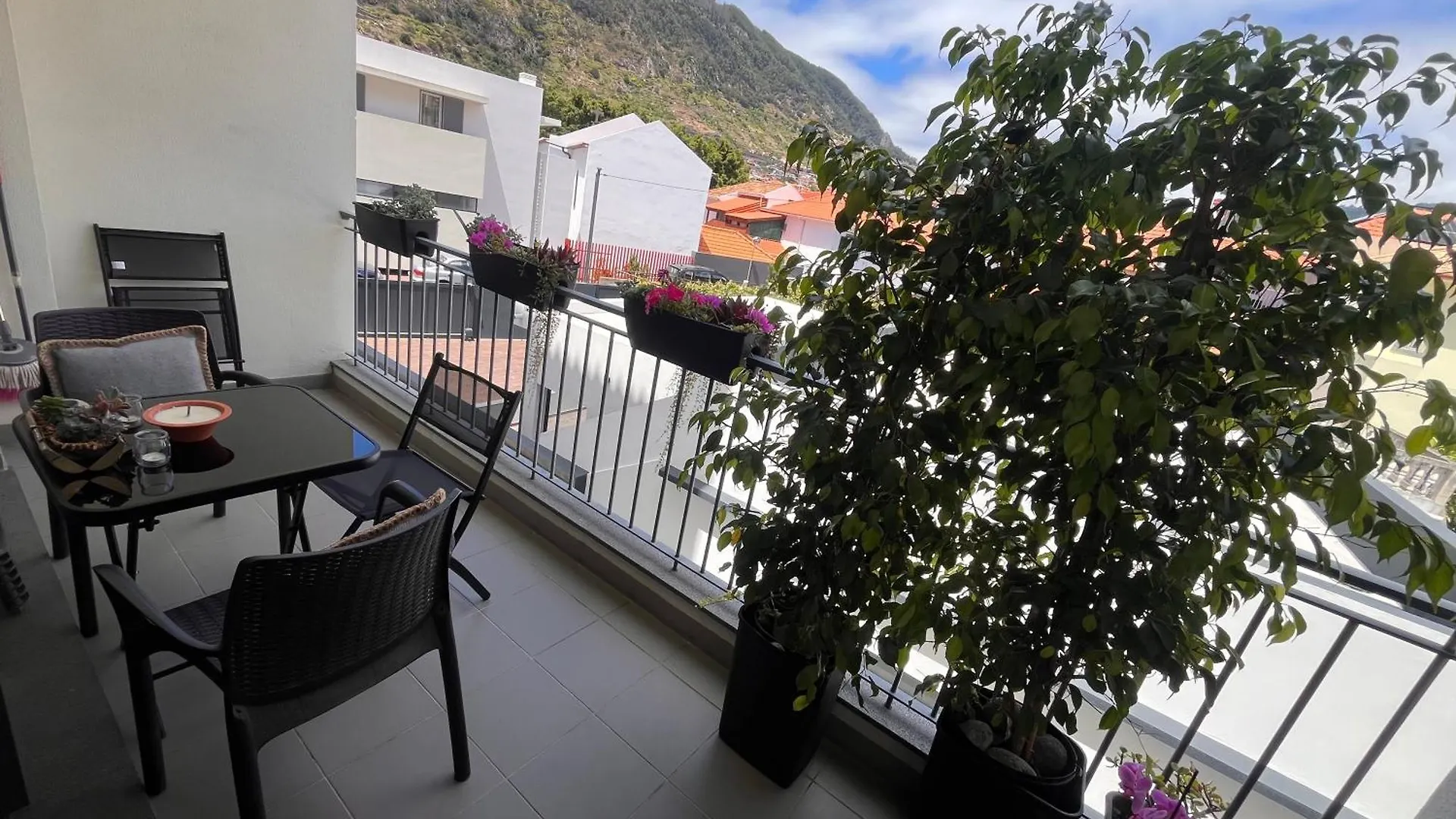 Apartment Machico Near The Beach  Machico (Madeira)